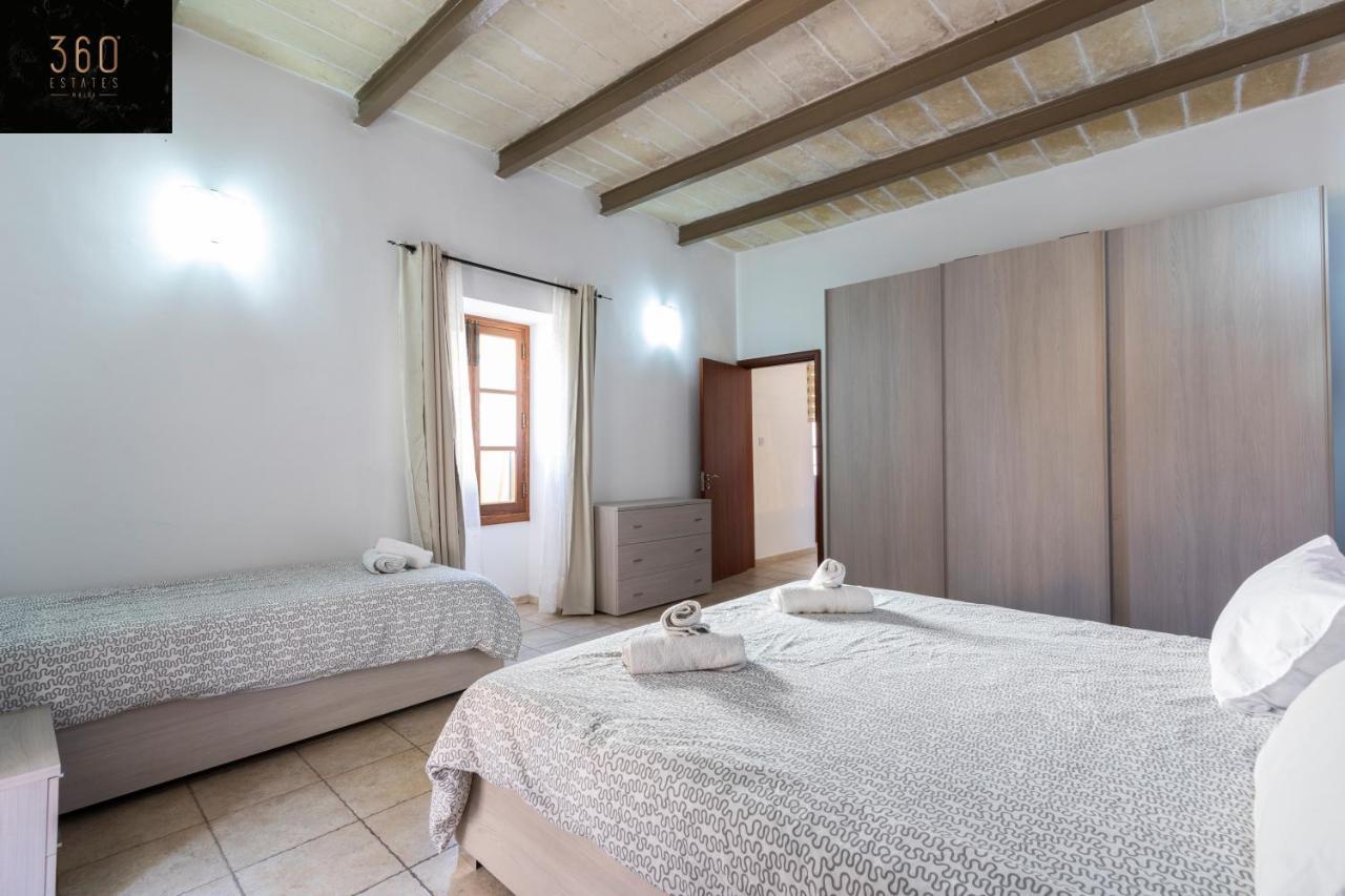 Apartment Amazing House In With Bbq & Parking By 360 Estates