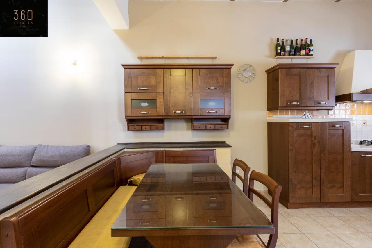 Amazing House In With Bbq & Parking By 360 Estates *